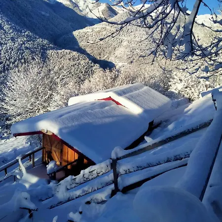 Les Toits Rouges Et Sa Table D'hote Gourmande Bed & Breakfast *