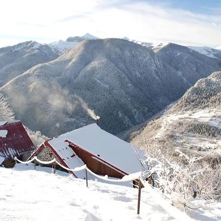 Les Toits Rouges Et Sa Table D'hote Gourmande Saint-Étienne-de-Tinée