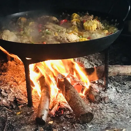 Les Toits Rouges Et Sa Table D'hote Gourmande * Saint-Étienne-de-Tinée
